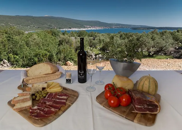 Salt & With A View Villa *