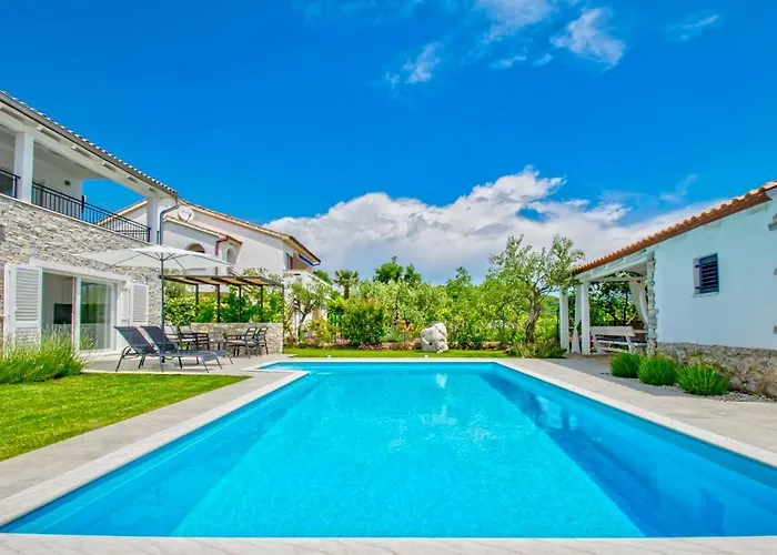 Salt & With A View ヴィラ *