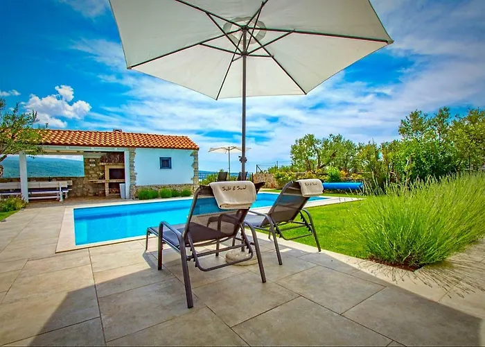 Villa Salt & With A View Kornić