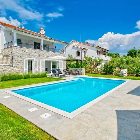 Salt&sand Villa *
